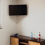 1 Bedroom Lovely In Vir