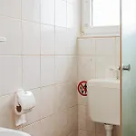 1 Bedroom Lovely In Apartamento Vir