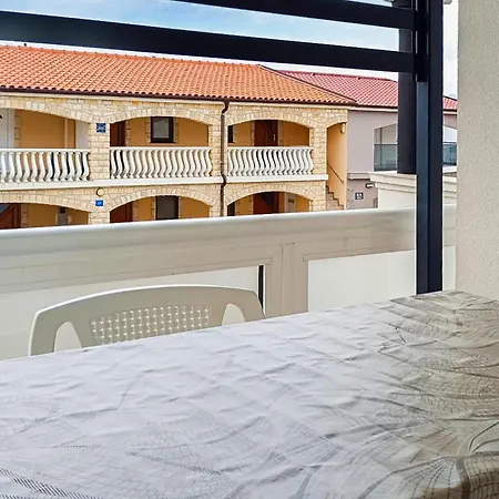 1 Bedroom Lovely In